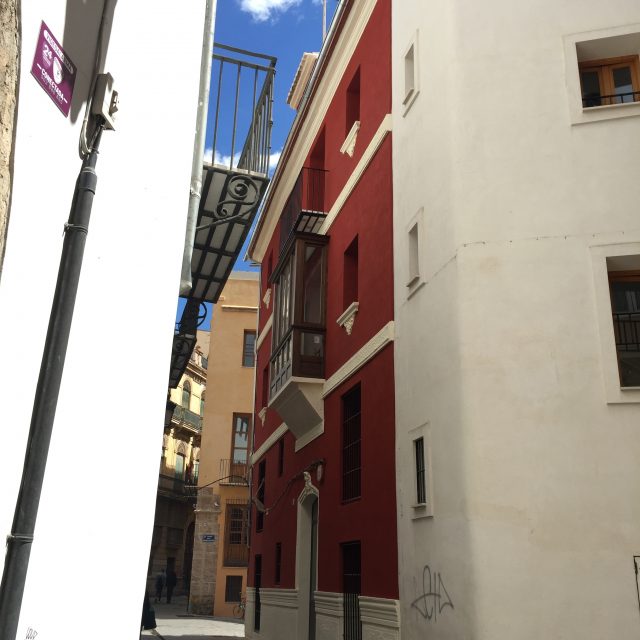 Rehabilitación estructural y fachada en Calle Cadirers de Valencia